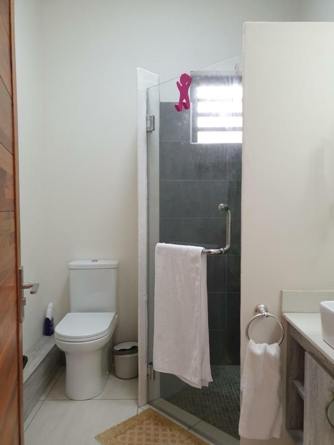Westwood Luxury Penthouse With Private Roof Top Ref 15847 Flic en Flac Exterior photo